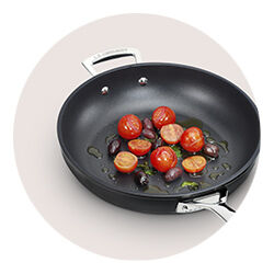 le-creuset-pots-pans